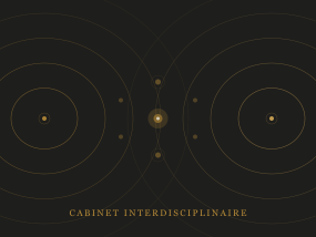Illustration abstraite en or sur fond sombre représentant deux ondes qui se rencontrent et créent une zone d'interférence, symbole de la complémentarité des disciplines au service d'un accompagnement global.