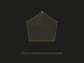 Illustration abstraite en or sur fond sombre représentant un prisme géométrique à plusieurs facettes, symbole de la complémentarité des regards disciplinaires au service d'un accompagnement global.